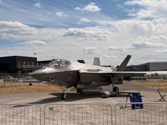 Der Tarnkappenbomber Lockheed Martin F-35A Lightning II.