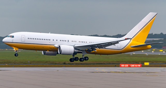 boeing 767 v8 mhb hamburg