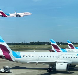 eurowings airbus a321 neo boeing 737 max 8 dus