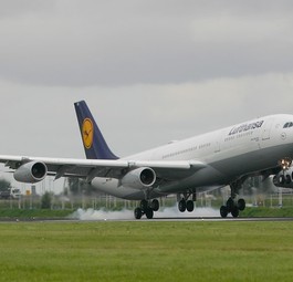 airbus a340-300 lufthansa piste