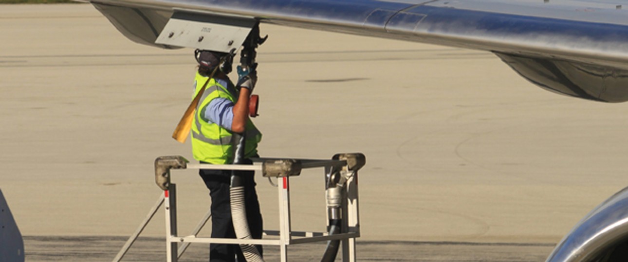 Betanken eines Jets: Im Iran nicht mehr möglich.