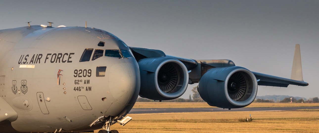 US Air Force C-17 Globmaster: Der Flughafen Ben Gurion in Tel Aviv hat wegen der US Air Force kein Platz mehr.