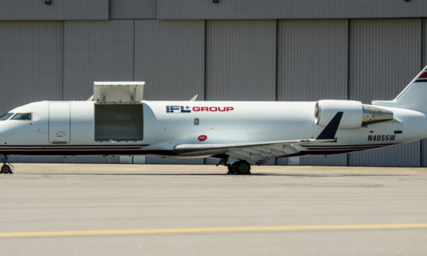 Bombardier CRJ100 nachdem Umbau zum Frachter: Teurer im Betrieb, günstig in der Anschaffung.