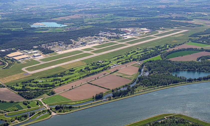 Flughafen Karlsruhe/Baden-Baden: Nichts geht mehr. Oder fast nichts.