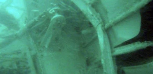 Wrack des Fluges von QZ8501: Es liegt auf 30 Metern Tiefe.
