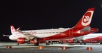 Geparkte Flieger von Air Berlin: Zwei Airlines haben die einstige Nummer zwei in Deutschland abgelöst.