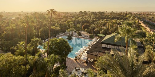 136 stilvolle Gästezimmern, 71 Suiten und drei Riads gehören zum Luxus-Hotel