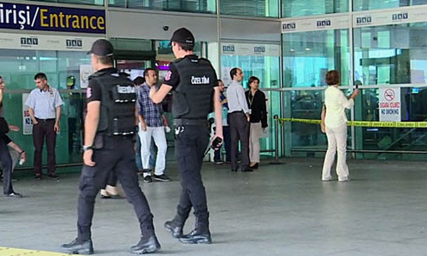 Bringen mehr Kontrollen wirklich mehr Sicherheit?