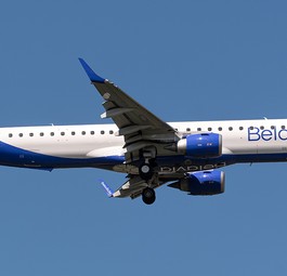 Embraer E195 der staatlichen Fluggesellschaft: Belavia darf künftig nicht mehr in die EU oder nach Großbritannien fliegen.