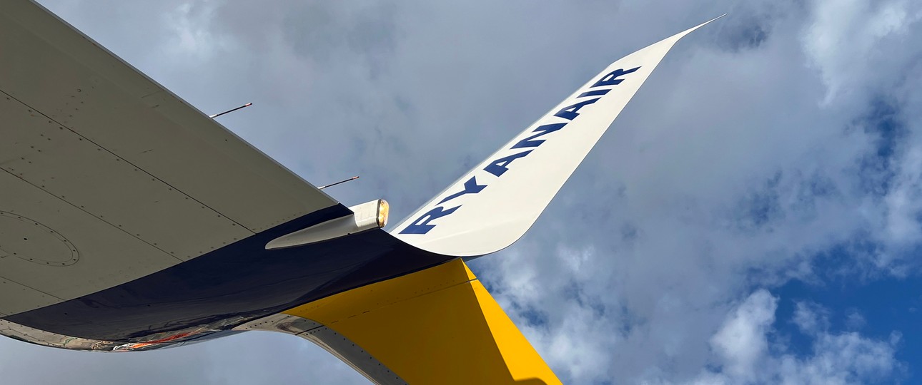 Winglet einer Boeing 737-800 von Ryanair: Die Wiener Flotte wird um 737 Max ergänzt.