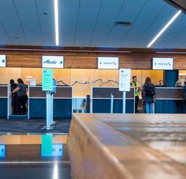 Check-in-Schalter am Flughafen Missoula: Die Schalter sind nicht gebrandet und können von allen Airlines benutzt werden.