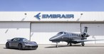 Flugzeug und Auto - für zehn zahlungskräftige Kunden als Set.