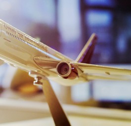 Modell eines Fliegers von Omni Air: Bald in echt in Deutschland zu sehen.