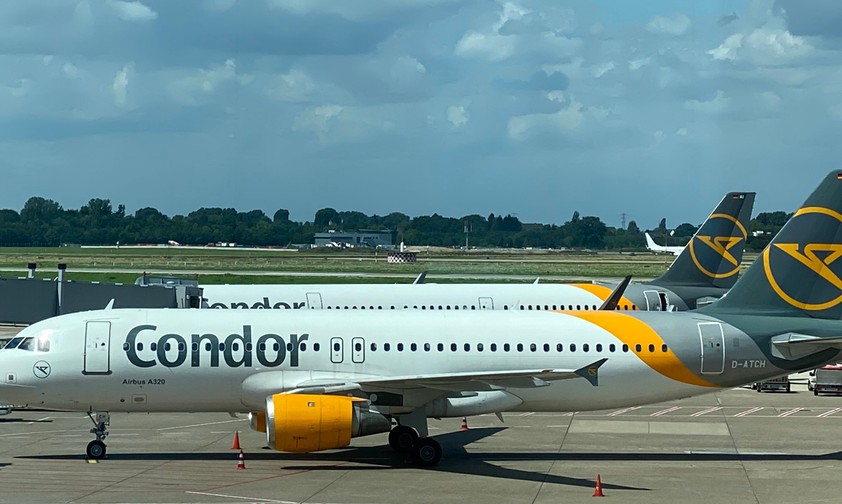 Airbus A320 von Condor: Der Ferienflieger sagt Servus!
