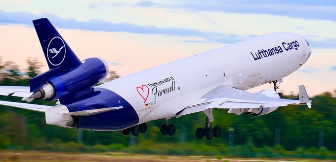 Lufthansa Cargos McDonnell Douglas MD-11 mit dem Kennzeichen D-ALCC ...