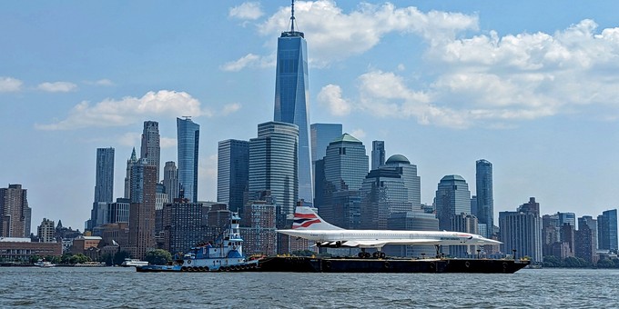 Der Transport Demontage der Concorde: Ab 2024 soll sie wieder im Intrepid Sea, Air &amp; Space Museum zu sehen sein.