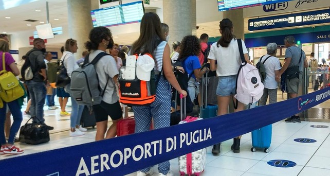 Absperrband am Flughafen Bari: In Apulien soll eine neue Airline an den start gehen.