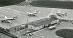 Das Flughafen Oulu 1964 aus der Vogelperspektive.