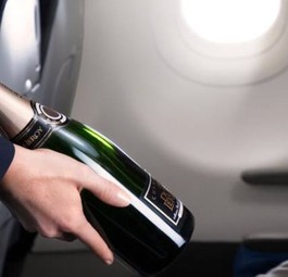 Champagner: Nicht nur der Schaumwein soll an Bord französisch sein. 