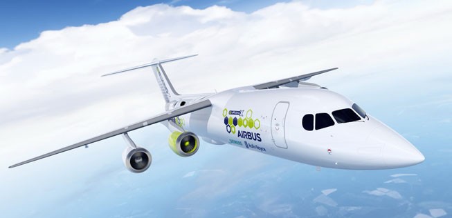 E-Fan X: Zuerst nur eine BAE 146, bei der ein Triebwerk durch einen Zwei-Megawatt-Elektromotor ausgetauscht wurde.