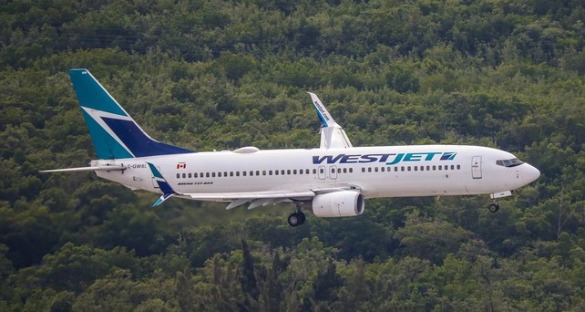 Boeing 737-800 von westjet: Die airline muss 21 Flugzeuge erneut umrüsten.