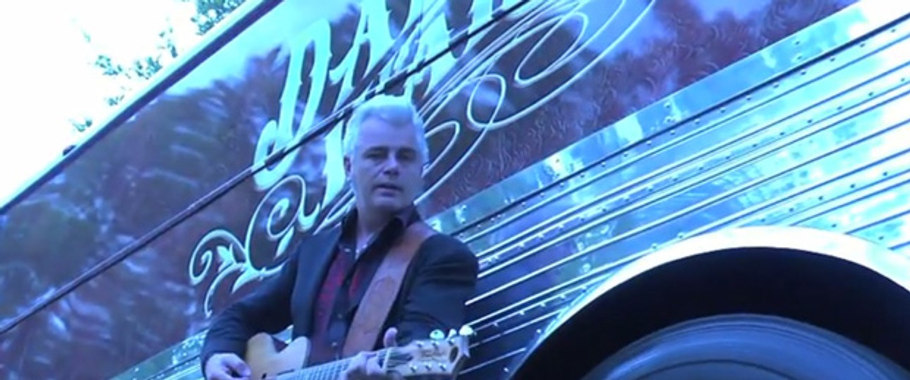 Dale Watson macht seiner Wut musikalisch Luft.