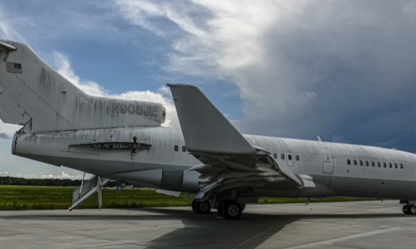 Jeffrey Epsteins private Boeing 727 - ein Ladenhüter