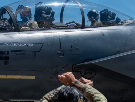 Kampfpilot und Waffenofizier einer McDonnell Douglas F-15 Strike Eagle: Höheres Risiko?
