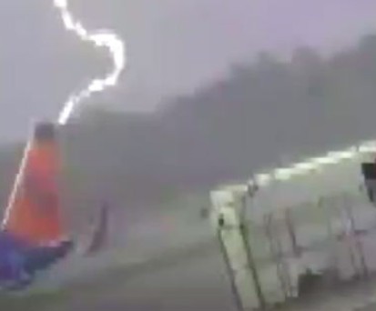 Warum am Flughafen bei Gewitter alles stillsteht