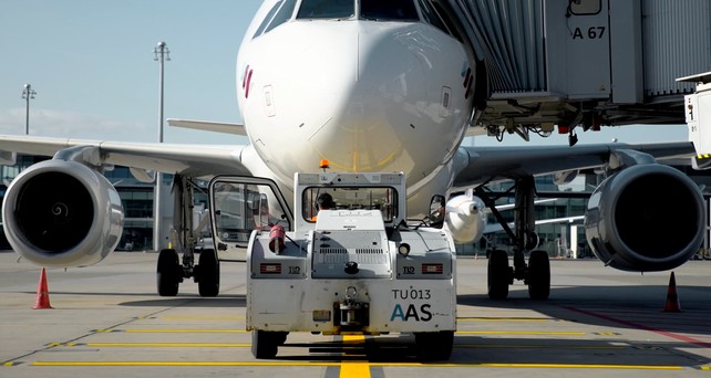 Pushback-Fahrzeug von AAS in Zürich: Rückzug möglich.