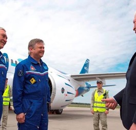 Stolze Piloten: Oleg Kononenko und Roman Taskayev.