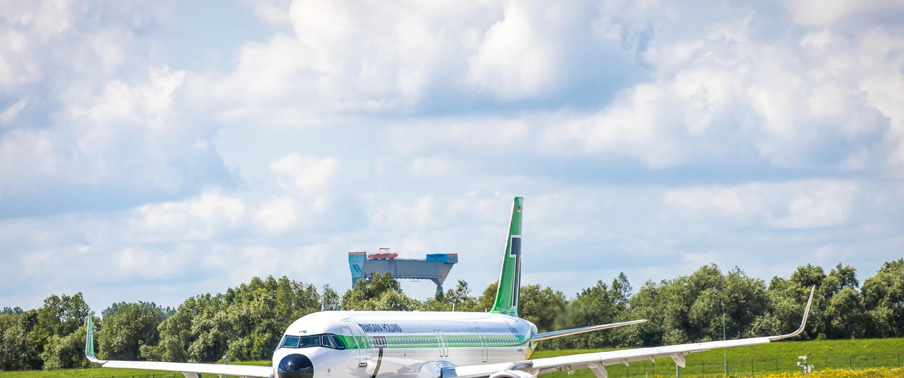 airbus a321 neo retro transavia 03