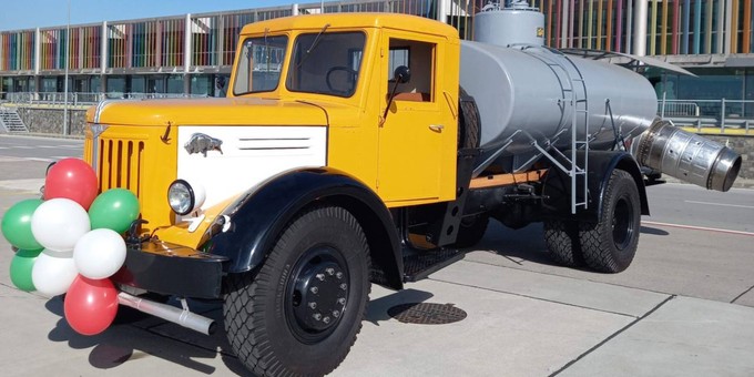 Der MAZ-200 erstrahlt in neuem Glanz