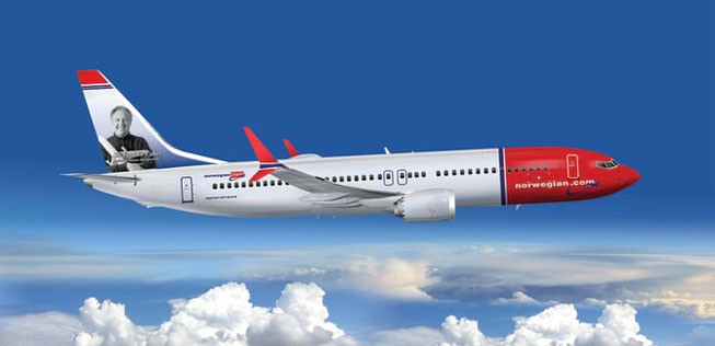 So wird die erste Boeing 737 Max von Norwegian aussehen. Das Leitwerk ziert ein Porträt von Freddie Laker. Der ehemalige Militärpilot gründete in seinem Leben mehrere Fluglinien.