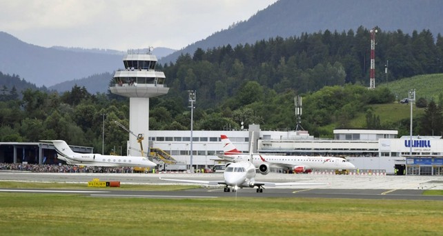 Flughafen Klagenfurt: Wenig Bewegung auf dem Vorfeld, viel bei den Eigentümern.