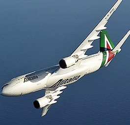 Airbus A330 von Alitalia: Die Airline sucht einen Käufer.