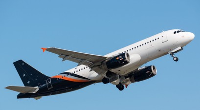 titan airways airbus a320 g powm