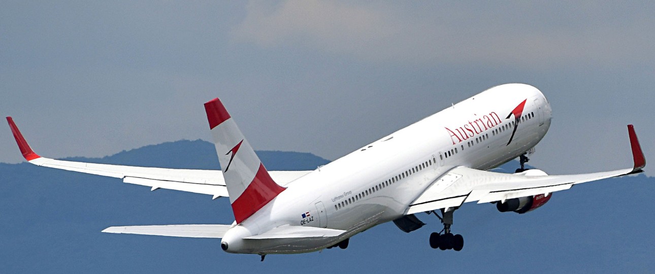 Boeing 767 OE-LAZ von Austrian Airlines: Länger in Montreal als geplant.