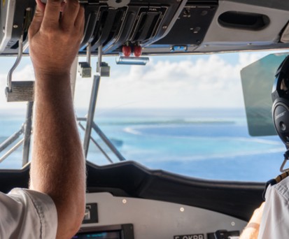 Blick ins Twin-Otter-Cockpit: Air Tetiaroa erhält ein weiteres Flugzeug.