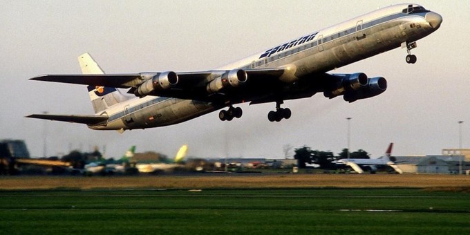 Das Jetzeitalter wurde mit der DC-8 eingeläutet.