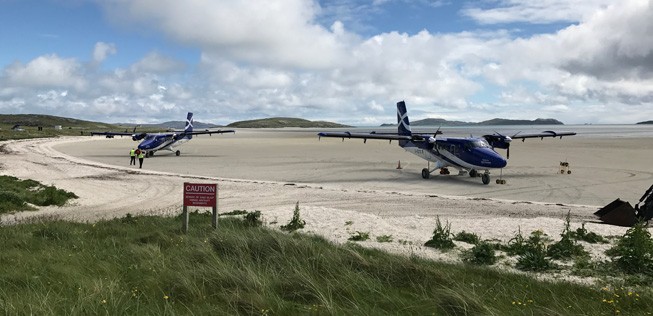 Oder am berühmten Flughafen Barra in Schottland.