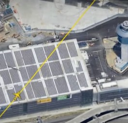Boeing 737 kommt Tower in New York gefährlich nahe