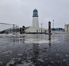 Flughafen Wien: Aktuell steht alles wegen Glatteis still.