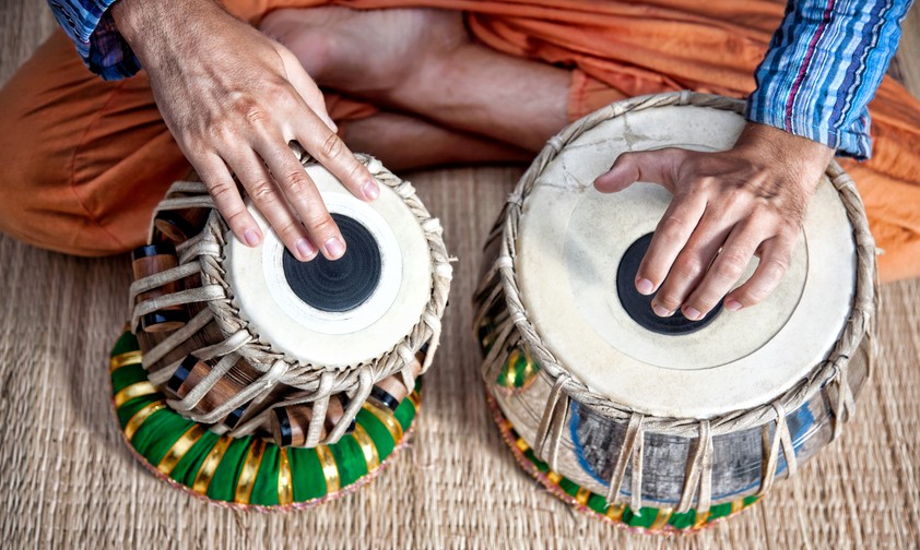 Nordindische Tabla-Trommeln: Die Regierung will mehr traditionelle indische Musik in der Luftfahrtbranche.