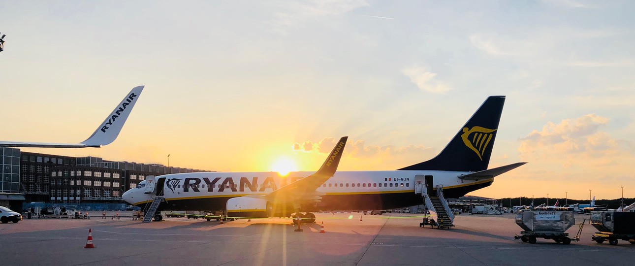 Boeing 737 von Ryanair: Abflug in Hamburg.