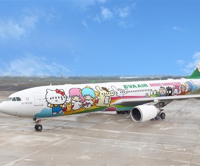 Eva Air: Die Fluglinie nutzt für den Sonderflug einen Airbus A330 mit Hello-Kitty-Bemalung.