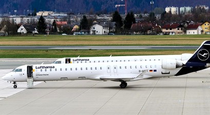 lufthansa citylinie bombardier crj 900 klagenfurt