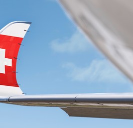 Tragfläche eines Airbus A350 von Swiss (Montage): Kabine wird gegenüber heutigen Flugzeugen neu angeordnet.