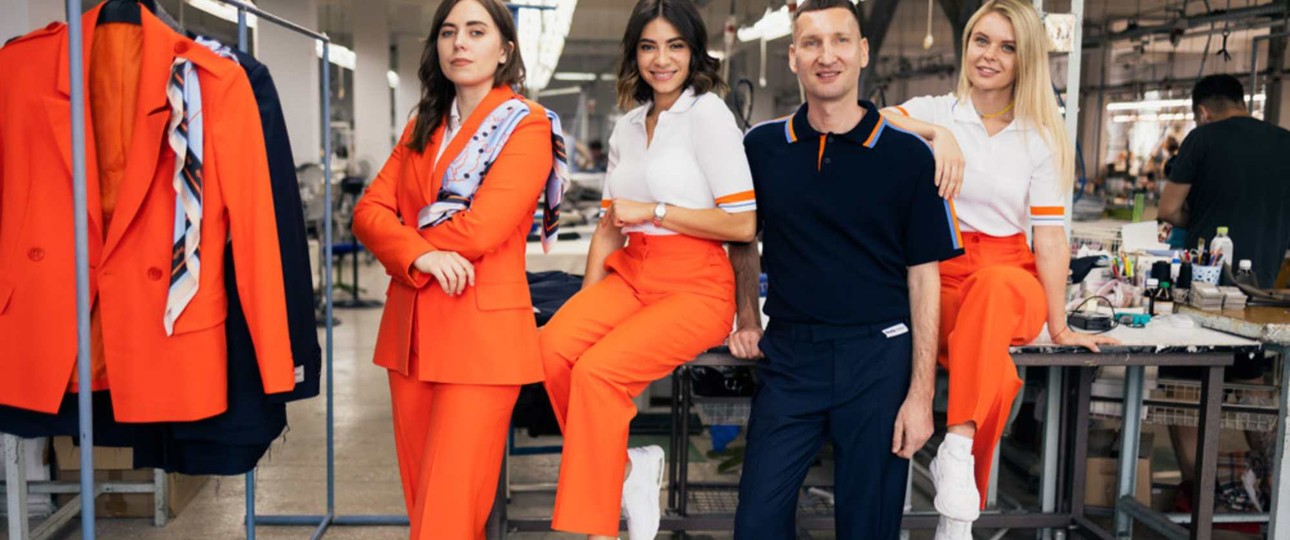 Die Outfits der Skyup-Kabinenbesatzung: Nun wurden auch die Outfits der Männer aktualisert.