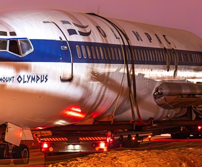 Im März wurde die Boeing 727 vom ehemaligen Airport Ellinikon ...